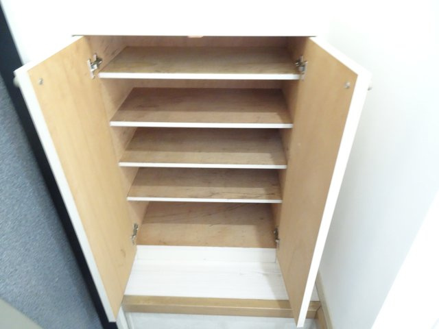 グリーンパークはやのB棟の玄関|イメージ写真