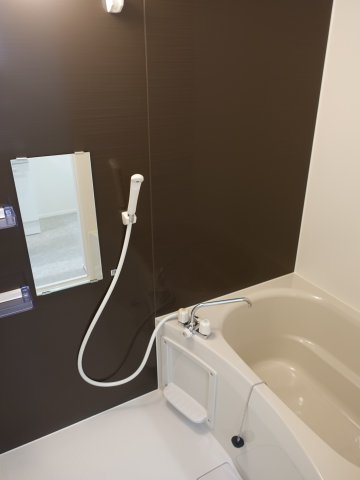 イーリッチテラス関屋本村の浴室