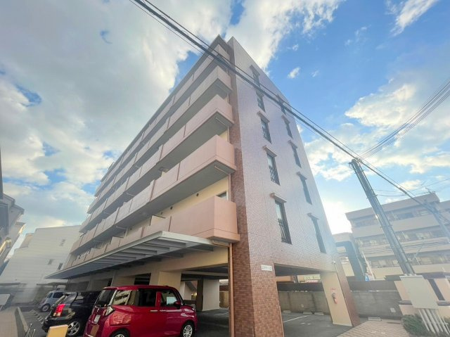 エスメラード・ヒコの外観