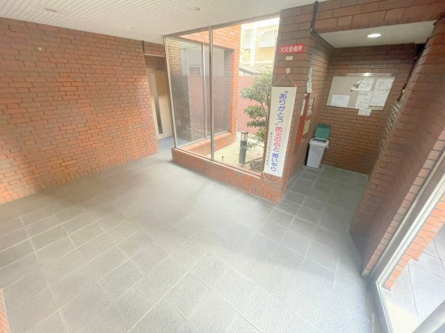 エスメラード・ヒコのロビー