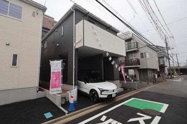 《仲介手数料無料》桜区町谷３丁目24-1(1号棟)新築一戸建てクレイドルガーデンの外観|撮影日 2025年10月9日 16:15 曇り