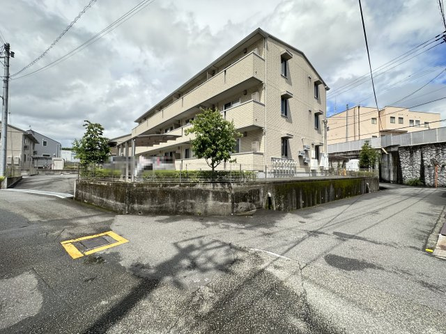 ウィルハイツ福井の駐車場