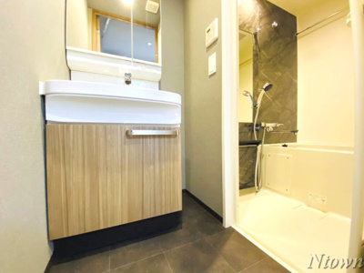 【独立洗面台】 | メイクスWアート今池Ⅲ | 独立洗面台です