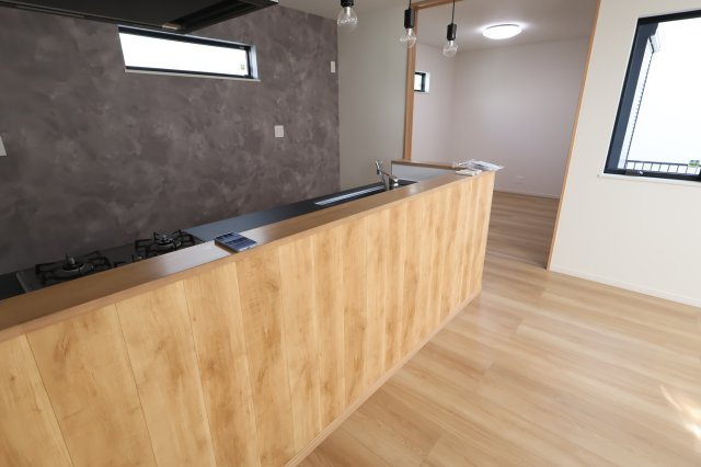 《仲介手数料無料》浦和区上木崎８丁目5-13(全1戸)新築一戸建てのキッチン|撮影日 2025年11月27日 12:20 晴れ