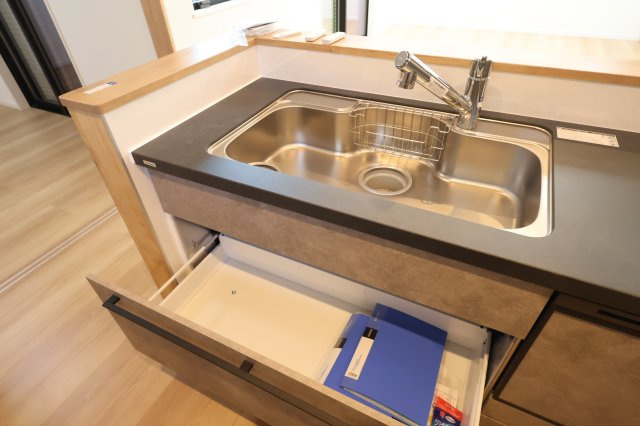 《仲介手数料無料》浦和区上木崎８丁目5-13(全1戸)新築一戸建て