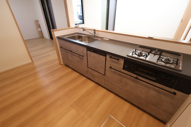 《仲介手数料無料》浦和区上木崎８丁目5-13(全1戸)新築一戸建て