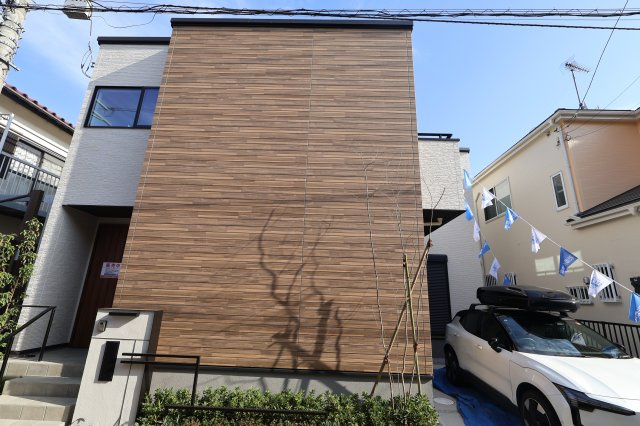 《仲介手数料無料》浦和区上木崎８丁目5-13(全1戸)新築一戸建ての外観|撮影日 2025年11月27日 12:20 晴れ