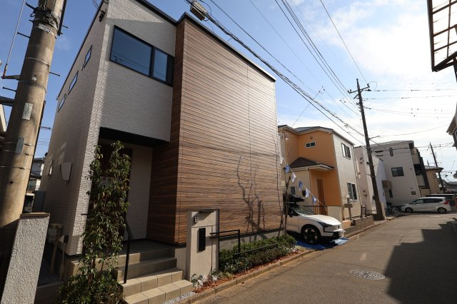 《仲介手数料無料》浦和区上木崎８丁目5-13(全1戸)新築一戸建ての外観|撮影日 2025年11月27日 12:20 晴れ