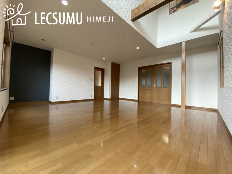 姫路市飾磨区加茂/中古戸建の居間・リビング