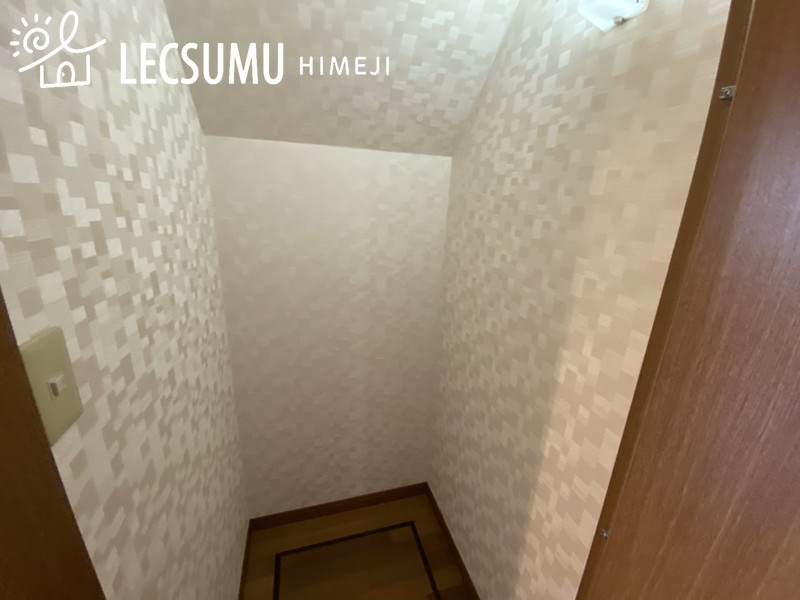 姫路市飾磨区加茂/中古戸建のランドリースペース