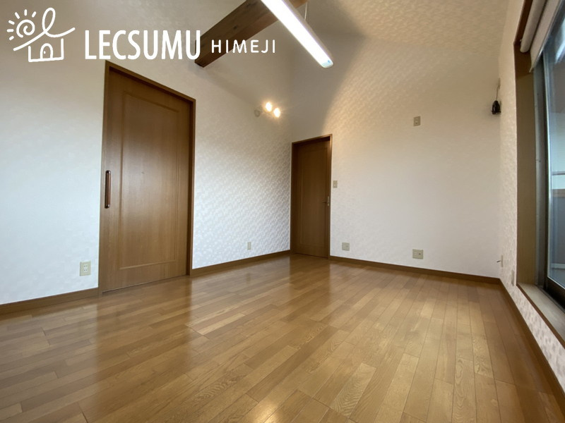 姫路市飾磨区加茂/中古戸建の寝室