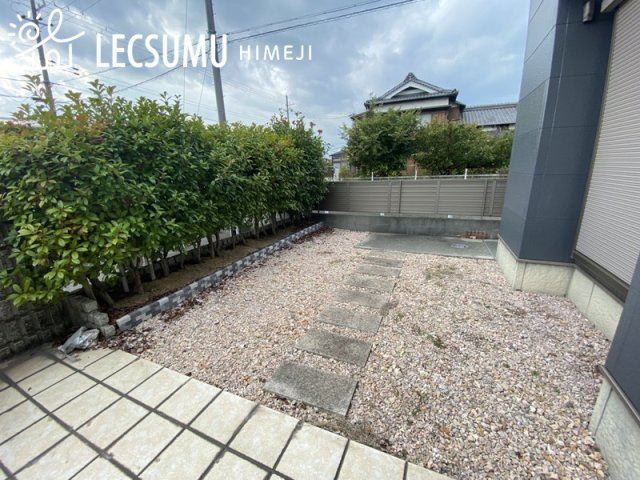 姫路市飾磨区加茂/中古戸建の庭