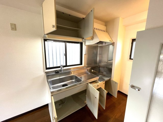 ハイデンス石川の収納|キッチン収納