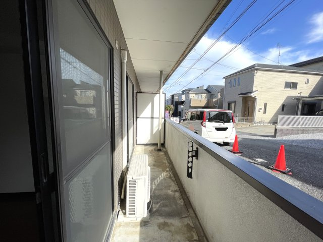 ハイデンス石川のバルコニー