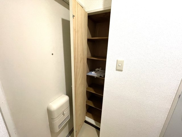 ハイデンス石川のその他|シューズボックス