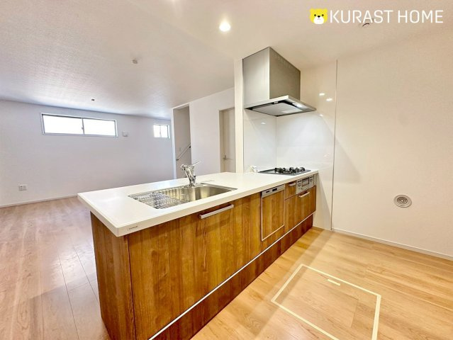 京都市西京区桂池尻町　新築戸建のキッチン