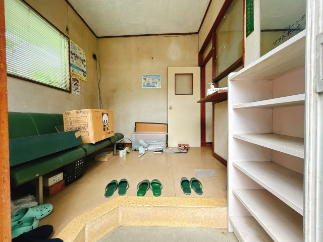 熊谷市肥塚　（接骨院兼住宅）の受付|店舗・事務所スペース