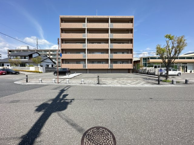 Seeds Prosperの駐車場