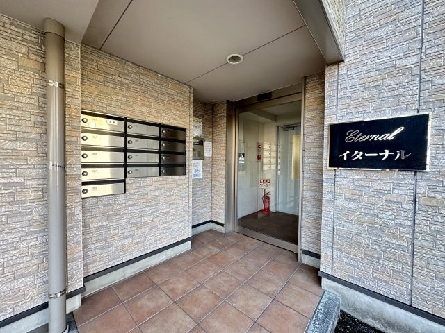 イターナルのエントランス