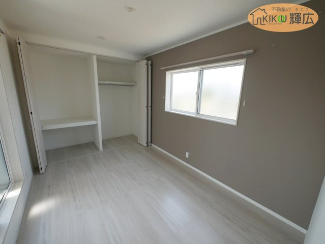 【洋室】 | 姫路市白浜町宇佐崎北3丁目　中古戸建 | 洋室６帖