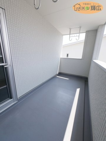 【バルコニー】 | 姫路市白浜町宇佐崎北3丁目　中古戸建 | インナーバルコニー