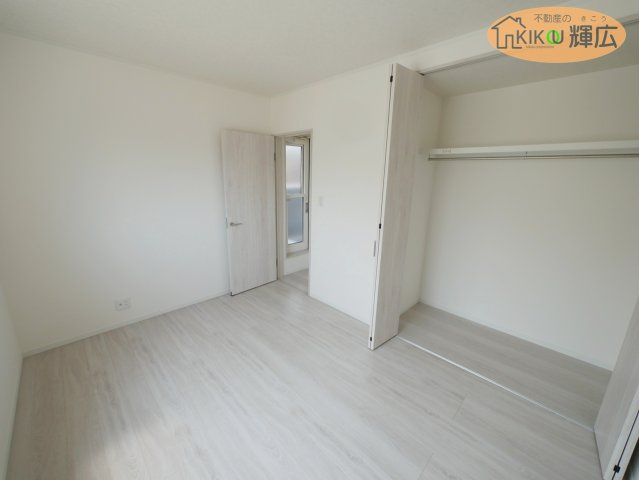 【寝室】 | 姫路市白浜町宇佐崎北3丁目　中古戸建 | 洋室６帖