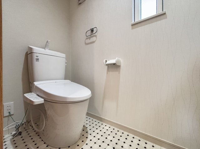 高尾通4丁目 新築戸建てのトイレ|☆2階トイレ