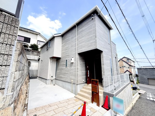 高尾通4丁目 新築戸建て