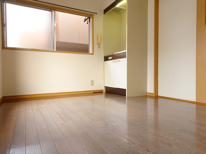 吉田アパートの居間・リビング