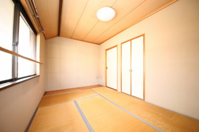 【和室】 | 久喜市上町中古戸建 | ２階 ６帖和室