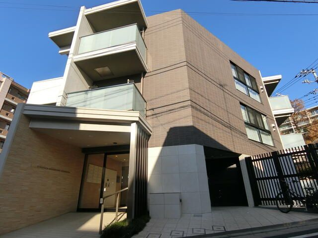 オープンレジデンシア中目黒別所坂の外観