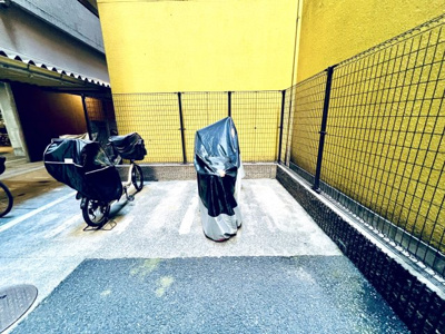 【その他共用部分】 | クレストフォルム上野グランステージ | バイク置き場