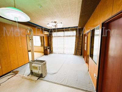 【居間・リビング】 | 北見市花月町中古住宅