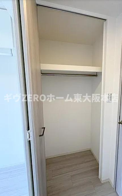 プレサンス東小橋エレディータの収納