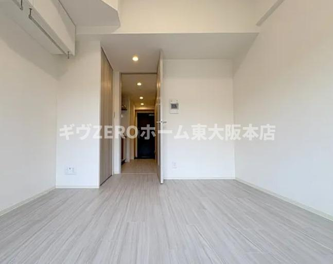 プレサンス東小橋エレディータの居間・リビング