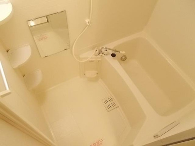 【浴室】 | エレガンシアⅡ | お風呂で日々の疲れを落としましょう