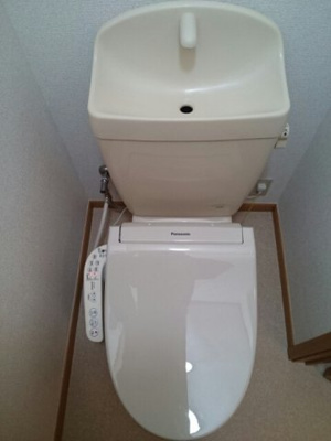 【トイレ】 | エレガンシアⅡ | トイレです