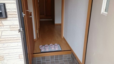 【玄関】 | エレガンシアⅡ | 玄関です