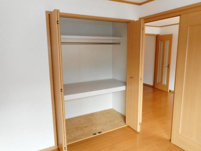 エヌ．アメニティＡの収納|こまごまとしたものを収納できそうですね