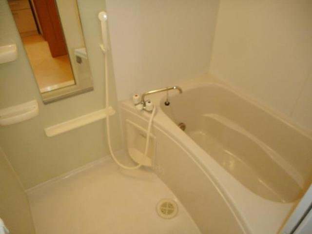 マウントリヴァⅥの浴室|お風呂で日々の疲れを落としましょう