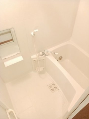 【浴室】 | Ｋ・レジデンスⅠ | コンパクトで使いやすいお風呂です