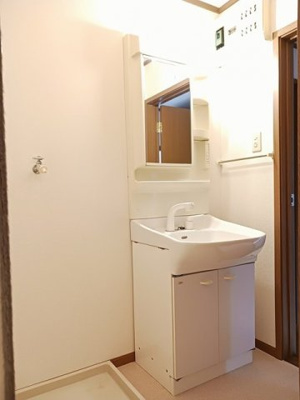 【洗面所】 | Ｋ・レジデンスⅠ | コンパクトで使いやすい洗面所