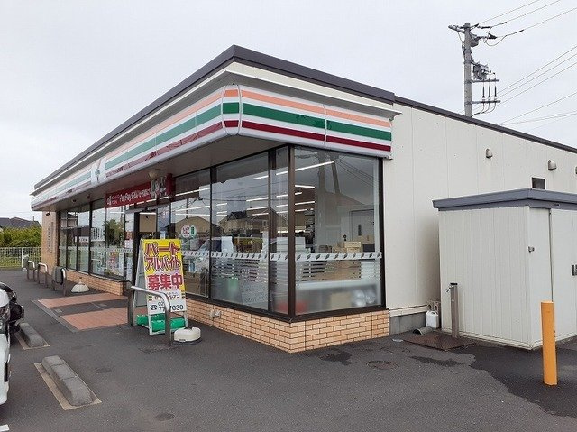 クレーデレ　ドーノ　ヨッシーⅡの周辺|セブンイレブンまで450m