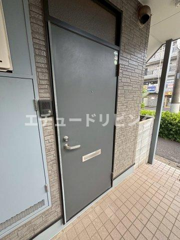 アイリス神谷のエントランス