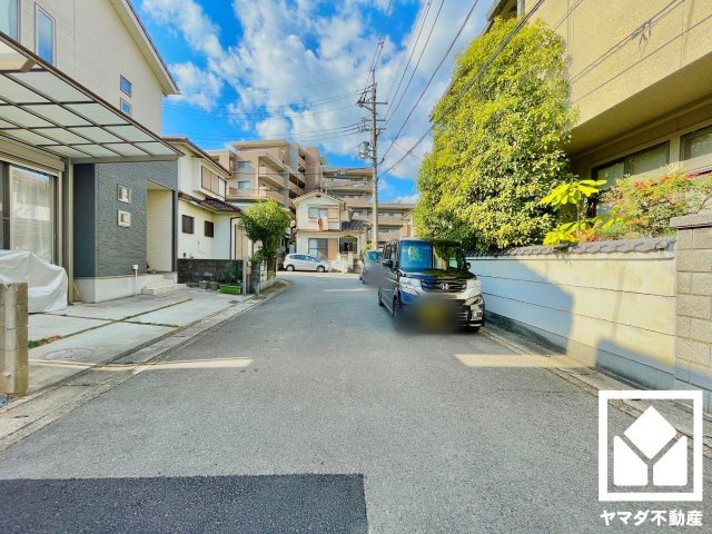 宇治市槇島町落合　第1　1号地の前面道路含む現地写真