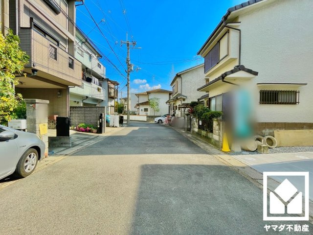 宇治市槇島町落合　第1　1号地の前面道路含む現地写真