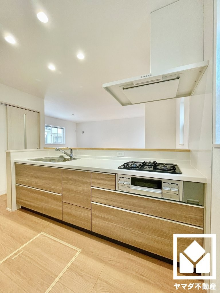 宇治市槇島町落合　第1　1号地のキッチン