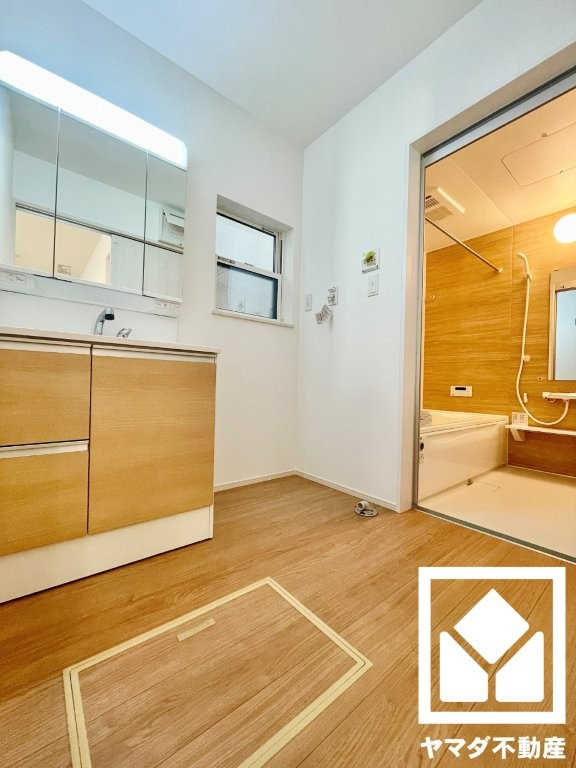 宇治市槇島町一ノ坪　第1　1号地の洗面所