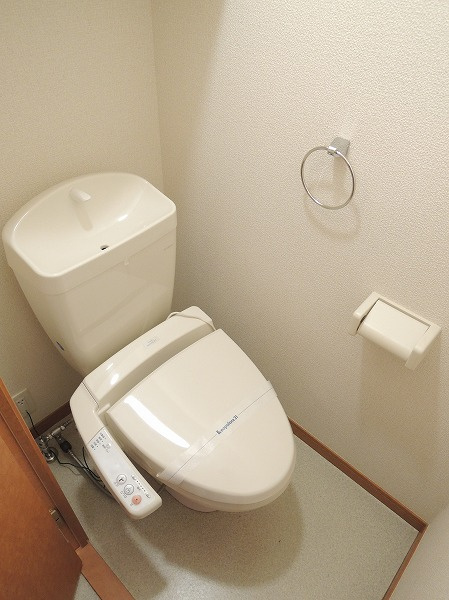 レオパレスMUTSUMIのトイレ|画像8