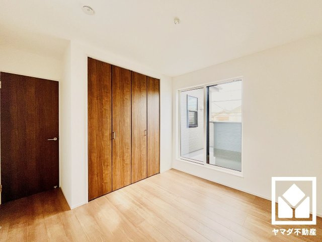 八幡市八幡山田　第3　3号棟の洋室